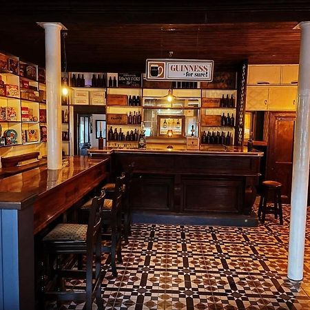 Tw O Connell Old World Irish Pub Villa Cahersiveen Bagian luar foto