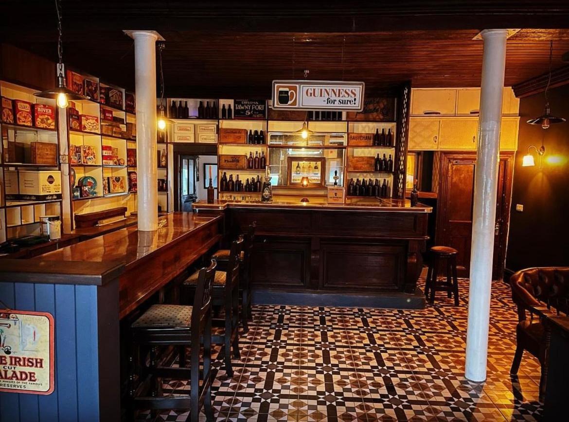 Tw O Connell Old World Irish Pub Villa Cahersiveen Bagian luar foto